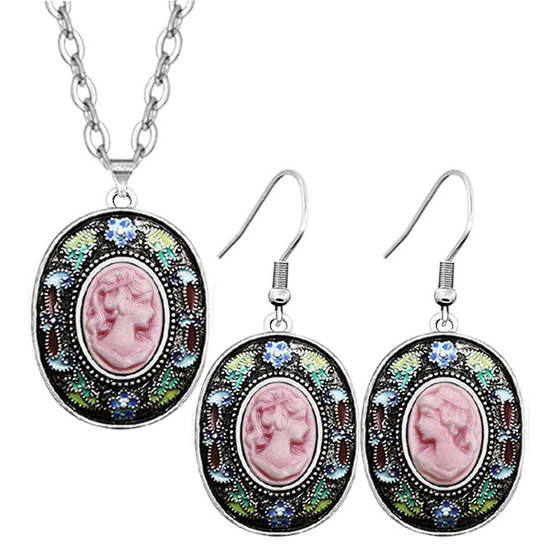 Vintage Fashion Queen - Vintage Look Lady Queen Cameo Sets