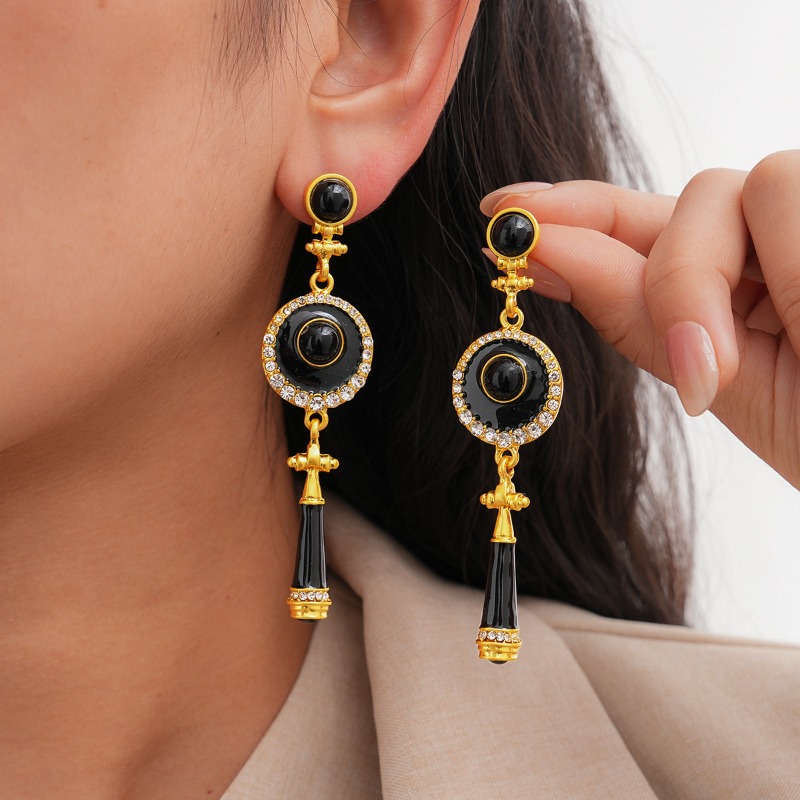 Quirky Vintage Fashion - Chic Retro Diamond Dangle Earrings Cross