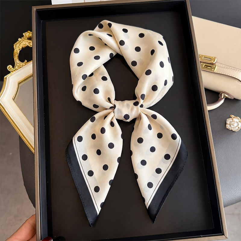 Vintage Polka Dot Print Square - огляд і ціна Vintage Fashion Hijab