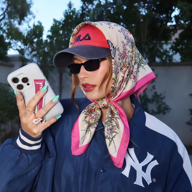 Fashion Square Silk Scarf Vint - огляд і ціна Vintage Fashion Hijab