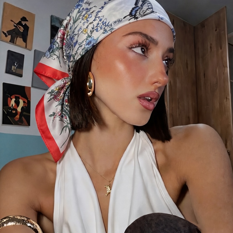 Fashion Square Silk Scarf Vint - огляд і ціна Vintage Fashion Hijab