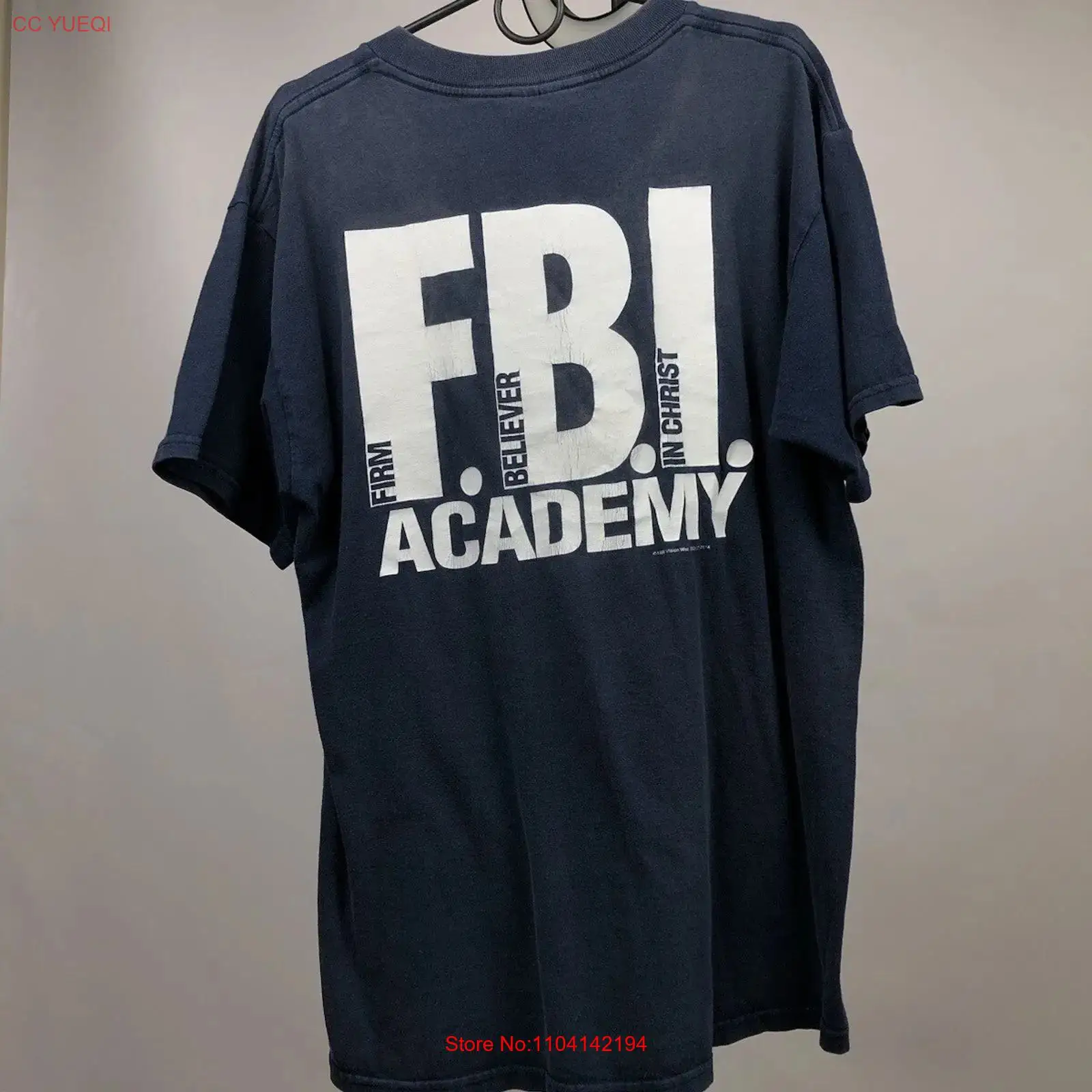 Vintage 80s FBI Academy Blue T - огляд і ціна Vintage Fashion Archive