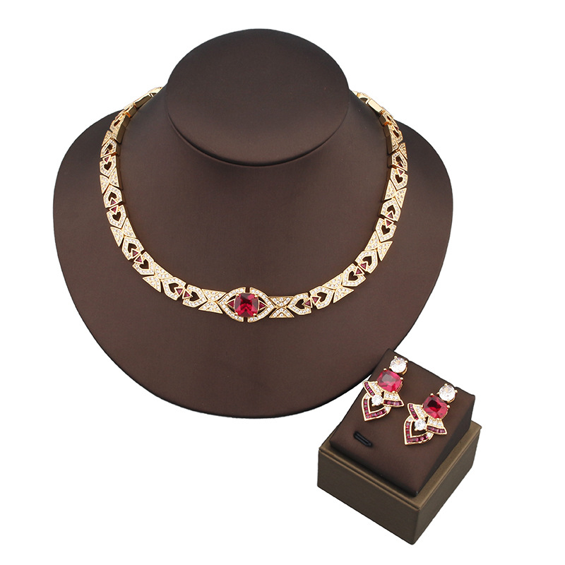 Designer Collection Style Stud - огляд і ціна Vintage Fashion Jewelry Necklaces