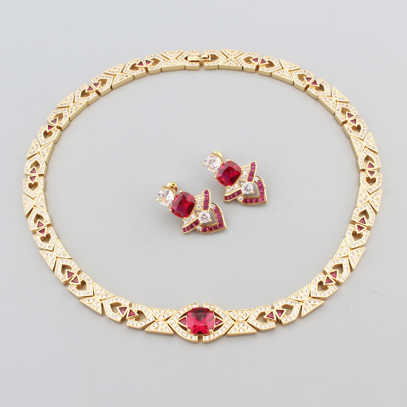 Designer Collection Style Stud - огляд і ціна Vintage Fashion Jewelry Necklaces